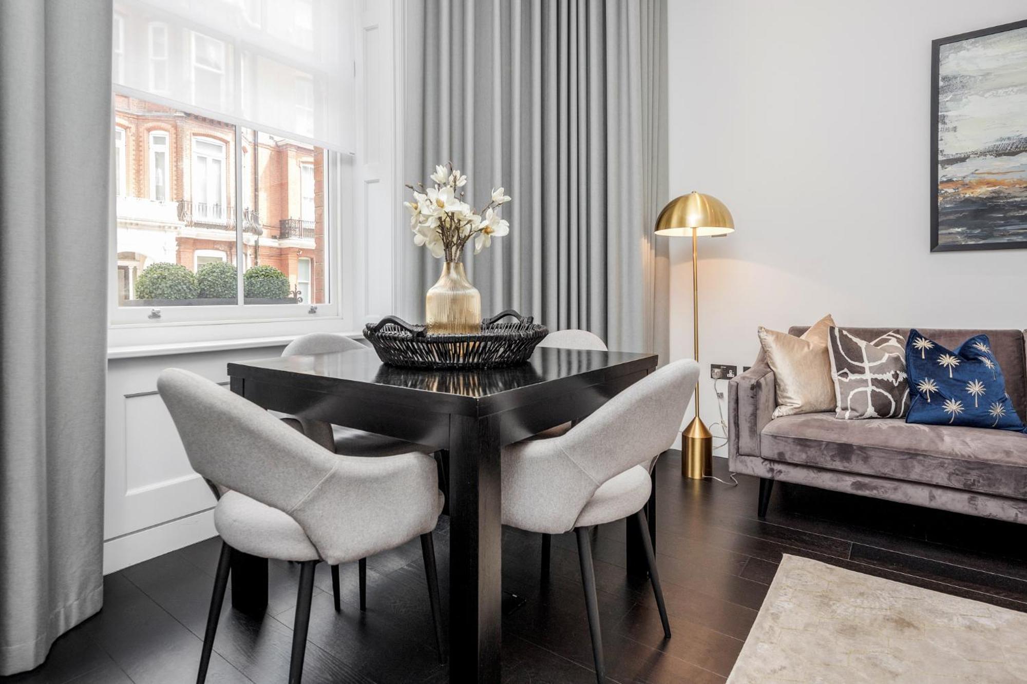 The Mayfair Residence ลอนดอน ภายนอก รูปภาพ